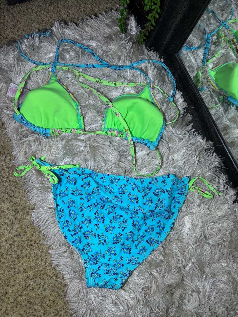 -🌸5/$25🌸No Boundaries Printed Two Piece Bikini Swimsuit Size L/XL - Picture 9 of 12